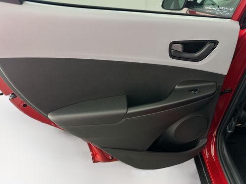 Used 2019 Hyundai Kona SEL AWD/4WD image 26