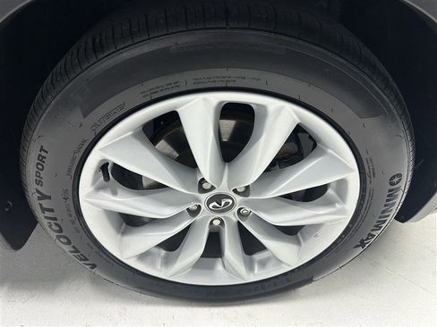 Used 2019 INFINITI QX50 Essential w/ Premium Heat Package AWD/4WD image 15