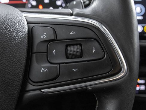 Used 2023 Buick Envision Avenir AWD/4WD image 28