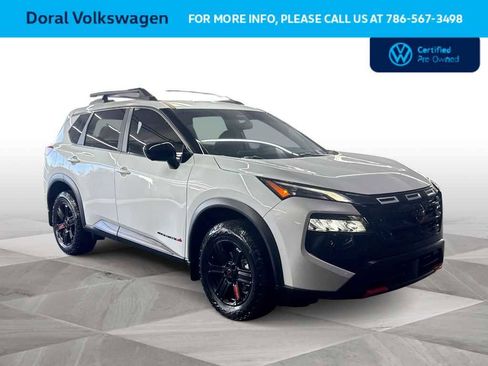 Used 2025 Nissan Rogue Rock Creek image 2