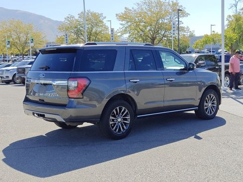 Used 2021 Ford Expedition Limited image 7