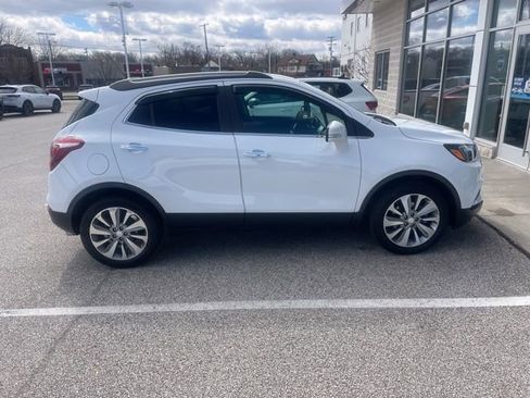 Used 2019 Buick Encore Preferred image 4