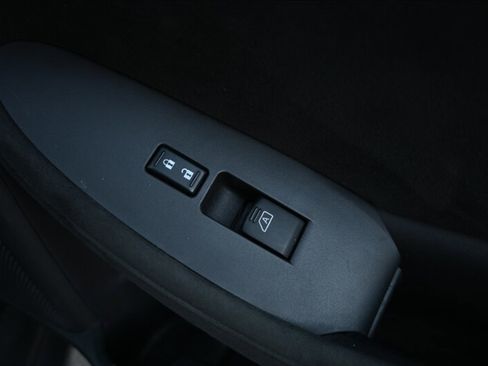Used 2013 Nissan 370Z Touring w/ Sport Pkg RWD image 38