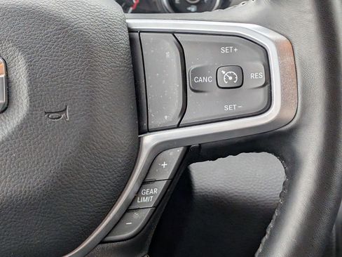 Used 2024 RAM 2500 Big Horn w/ Sport Appearance Package image 13