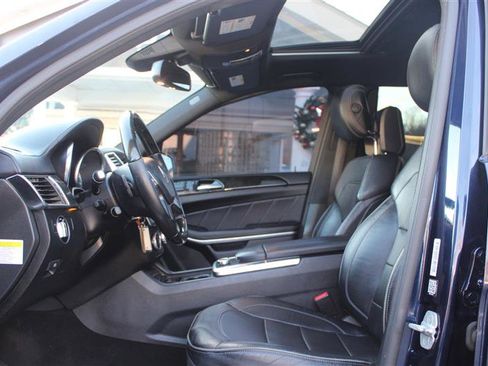 Used 2014 Mercedes-Benz GL 550 GL 550 image 9