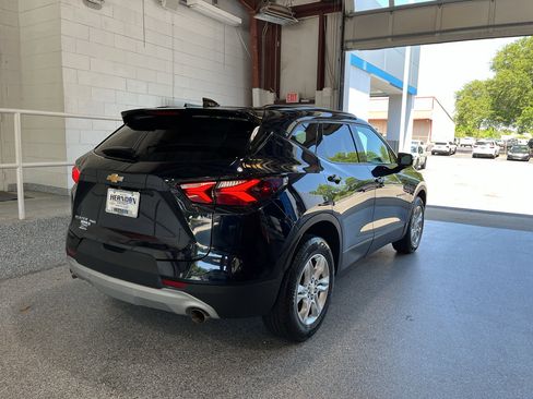 Used 2021 Chevrolet Blazer LT AWD/4WD image 11