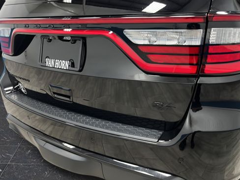 Used 2024 Dodge Durango R/T w/ Tow 'N Go Package AWD/4WD image 39