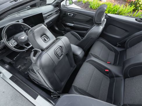 Used 2024 Ford Mustang EcoBoost image 35