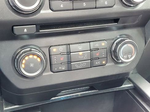 Used 2018 Ford F150 XLT w/ Equipment Group 302A Luxury AWD/4WD image 25