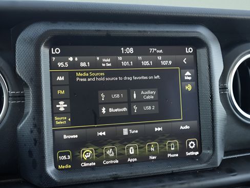 Used 2023 Jeep Wrangler Unlimited Sahara w/ Cold Weather Group AWD/4WD image 36