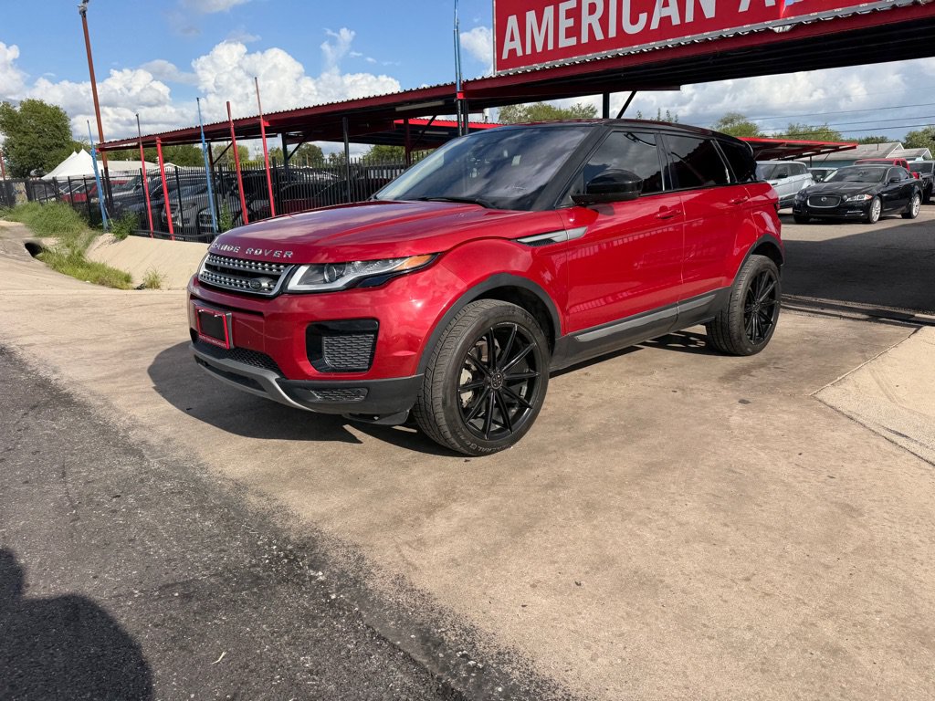 Used 2018 Land Rover Range Rover Evoque SE AWD/4WD image 2
