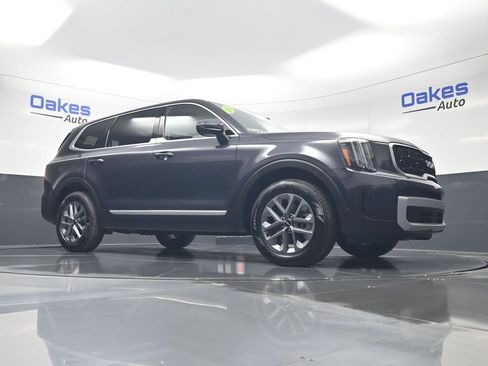 Certified 2025 Kia Telluride LX FWD image 39
