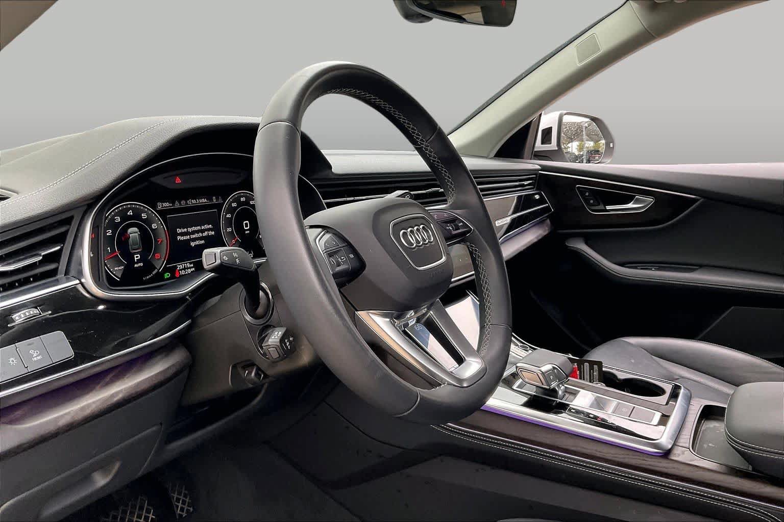Used 2023 Audi Q8 Premium Plus AWD/4WD image 18