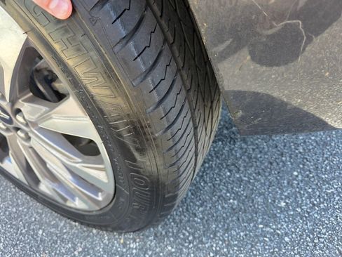 Used 2022 Chevrolet Blazer Premier w/ Enhanced Convenience Package image 17