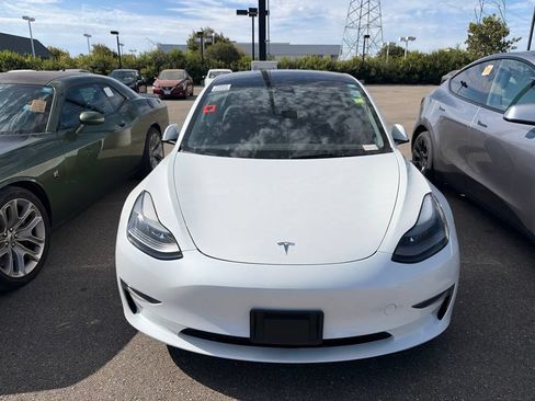 Used 2023 Tesla Model 3 Standard Range RWD image 2
