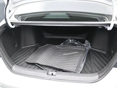 Used 2024 Honda Accord Sport image 13