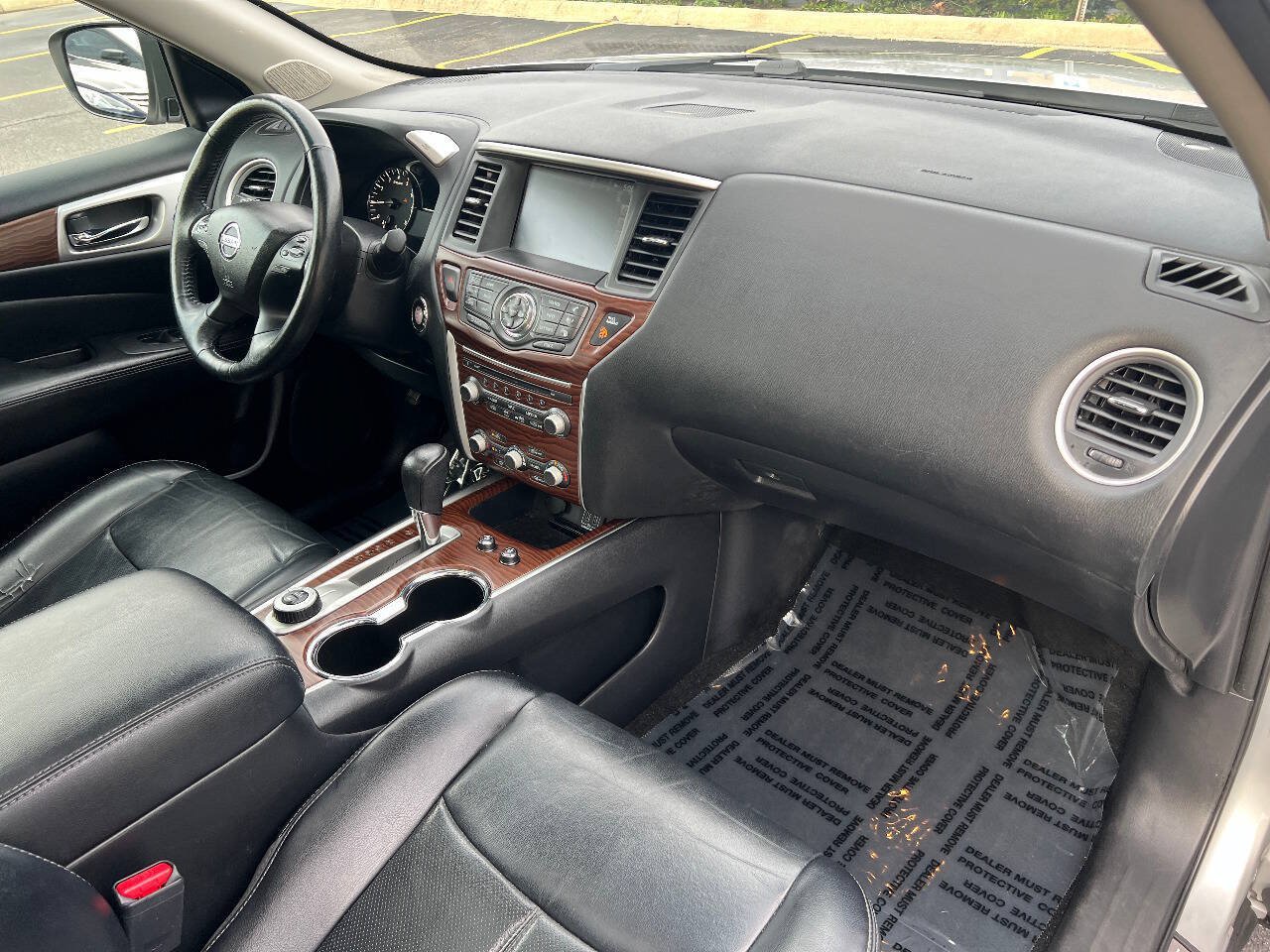 Used 2018 Nissan Pathfinder Platinum AWD/4WD image 32