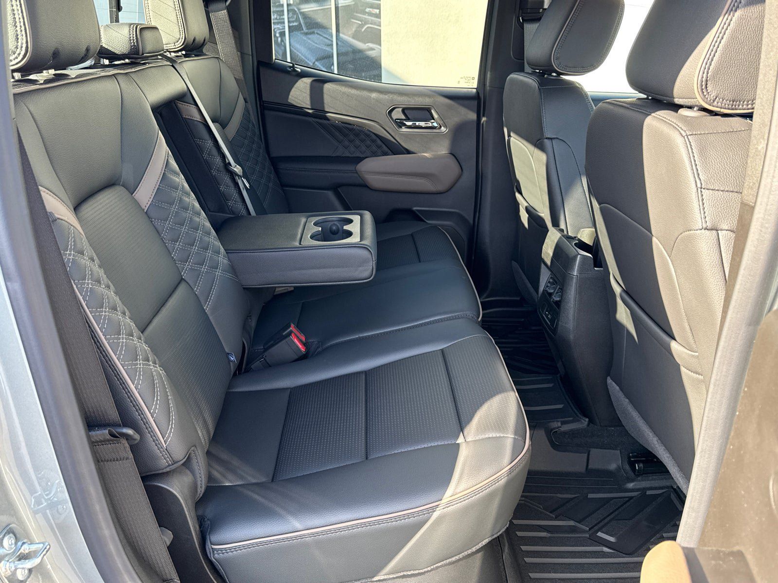 Used 2026 GMC Canyon Denali AWD/4WD image 17