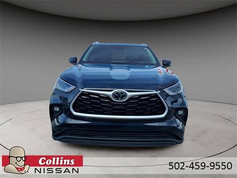 Used 2023 Toyota Highlander XLE image 15