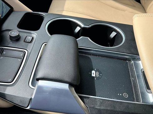 Used 2023 Acura MDX SH-AWD w/ Technology Package image 31