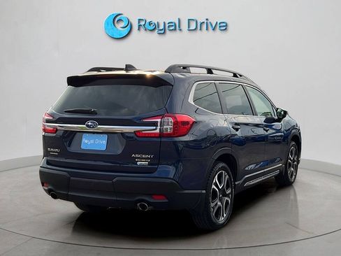 Used 2024 Subaru Ascent Limited w/ Technology Package AWD/4WD image 5