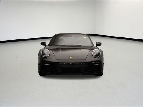 Used 2021 Porsche 911 Carrera image 10
