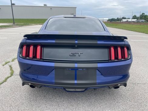 Used 2016 Ford Mustang GT Premium w/ Black Accent Package RWD image 4