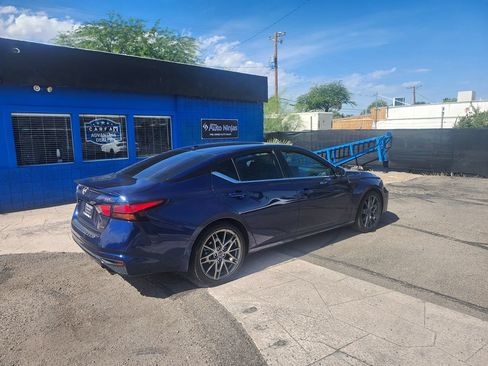 Used 2023 Nissan Altima 2.0 SR FWD image 10