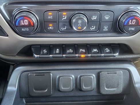 Used 2018 GMC Sierra 1500 Denali image 31