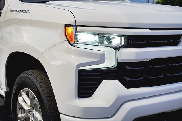 Used 2024 Chevrolet Silverado 1500 RST AWD/4WD image 12