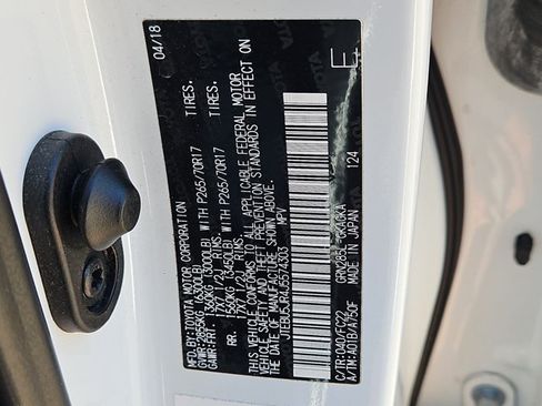 Used 2018 Toyota 4Runner TRD Off-Road AWD/4WD image 25