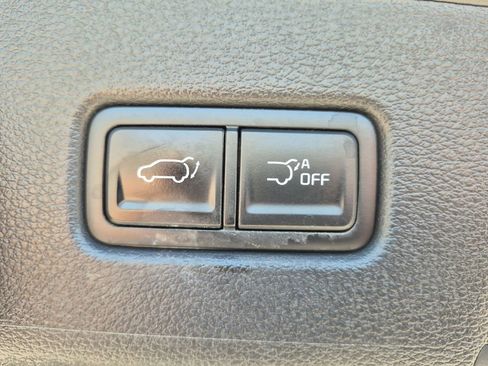 Used 2024 Kia Telluride EX image 19