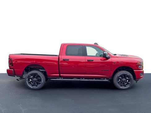 New 2026 RAM 2500 Big Horn AWD/4WD image 9