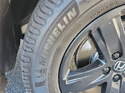 Used 2023 Honda Ridgeline Black Edition image 12