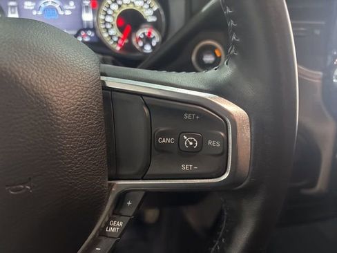 Used 2024 RAM 2500 Laramie AWD/4WD image 18