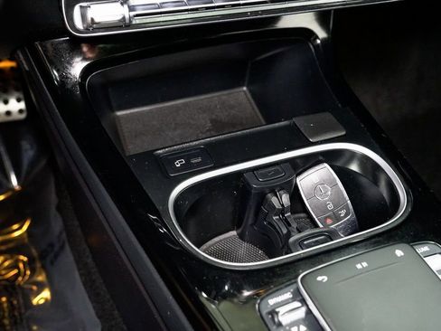 Used 2022 Mercedes-Benz CLA 250 4MATIC w/ AMG Line image 18