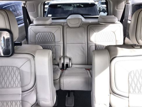 Used 2024 Lincoln Navigator L Black Label image 24