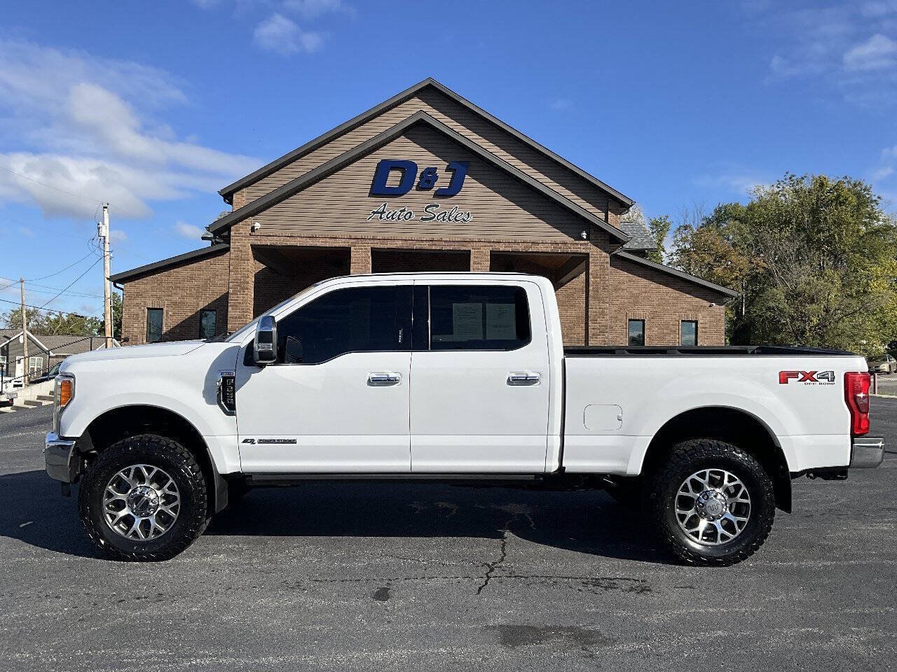 Used 2018 Ford F250 King Ranch w/ King Ranch Ultimate Package AWD/4WD image 3