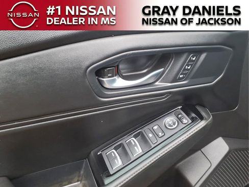Used 2024 Honda Accord Touring image 10
