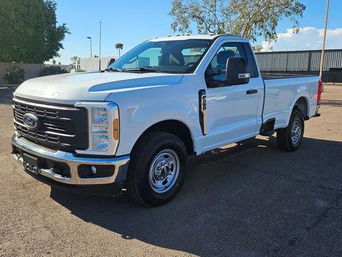 Used 2024 Ford F250 XL w/ XL Driver Assist Package RWD image 4