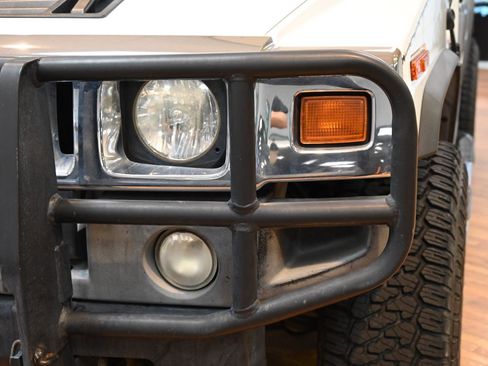 Used 2006 HUMMER H2 AWD/4WD image 8