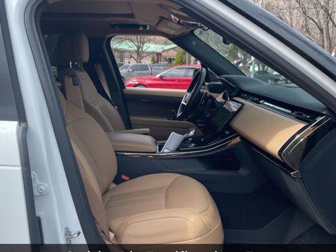 Used 2024 Land Rover Range Rover Sport SE image 9