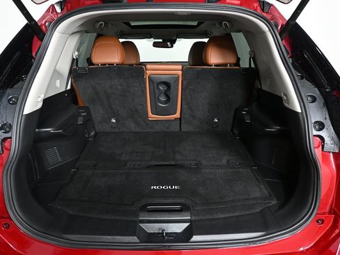 Used 2017 Nissan Rogue SL w/ SL Premium Package image 29