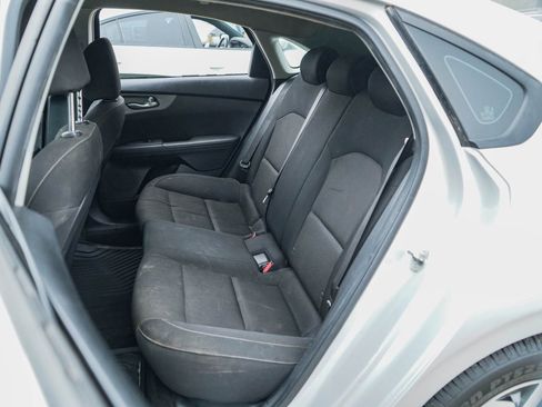 Used 2019 Kia Forte LXS image 18