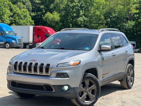 Used 2016 Jeep Cherokee 75th Anniversary AWD/4WD image 2