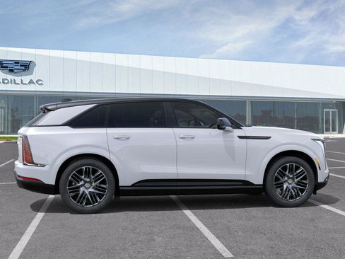 New 2025 Cadillac Escalade IQ Sport 2 w/ LPO, ONYX Package image 6