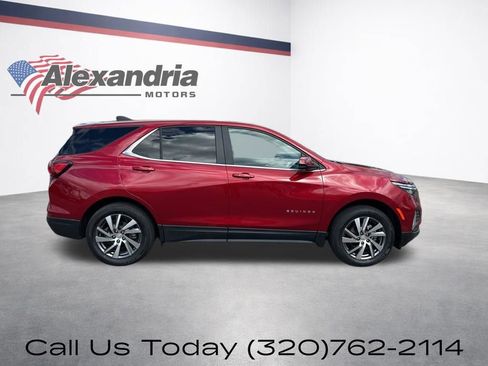 Certified 2024 Chevrolet Equinox LT AWD/4WD image 5