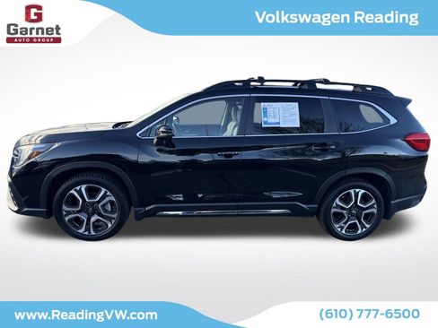 Used 2023 Subaru Ascent Limited image 2