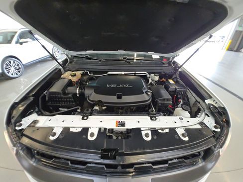 Used 2018 Chevrolet Colorado Z71 AWD/4WD image 30