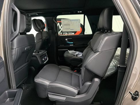 New 2027 Ford Expedition Max Platinum w/ Stealth Performance Package AWD/4WD image 13
